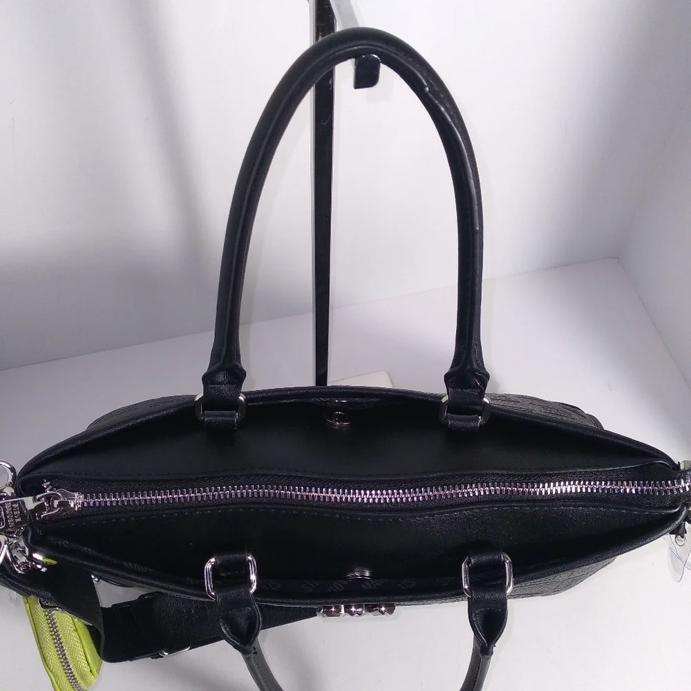 Steve Madden steve madden